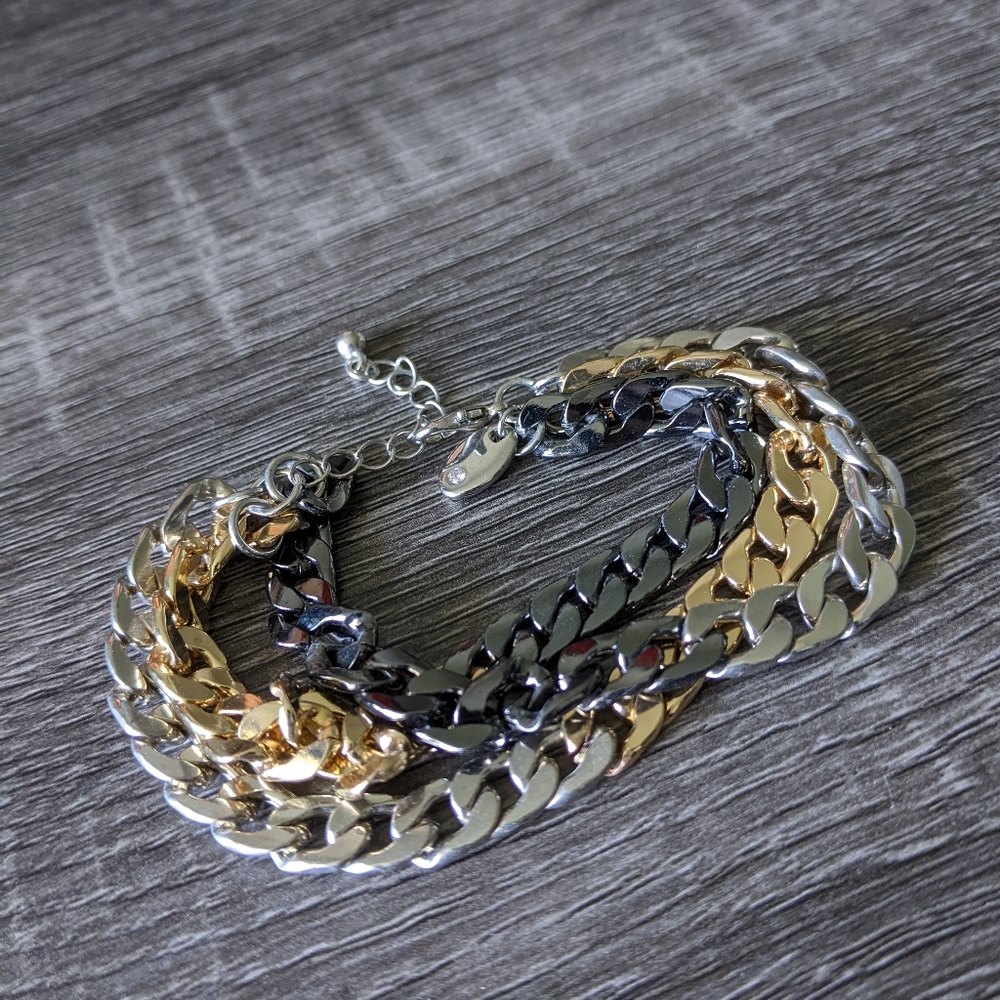 Mixed metal chain bracelet